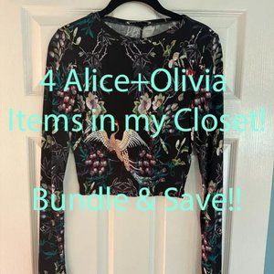 ALICE + OLIVA -  Rare “Delaina” Bird Floral Crop Top